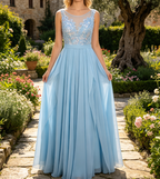 Funkelndes Maxikleid in Himmelblau – Elegantes Plissee Bateau-Ausschnitt