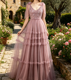 Elegantes A-Linien Maxikleid in Dustypink – V-Ausschnitt und Perlenbesatz