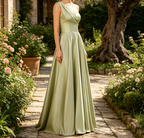 Exquisites Satin-Maxikleid in Salbeigrün – Elegantes A-Linien  One-Shoulder-Schnitt