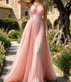 Elegantes Chiffon-Maxikleid in Rosa – A-Linien Herzausschnitt und feiner Plissierung