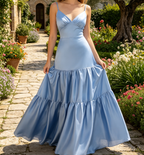 Elegantes A-Linien Maxikleid in Himmelblau – Luxuriöses Satin- mit Neckholder-Trägern und tiefem Rückenausschnitt
