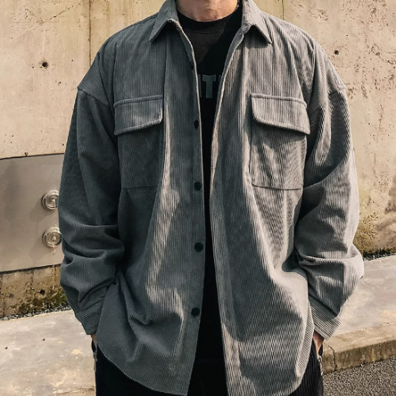 Herren Cordhemd mit Umlegekragen – Vintage Hemdjacke mit Multi-Taschen, Cord-Overshirt als Übergangsjacke im Utility-Style