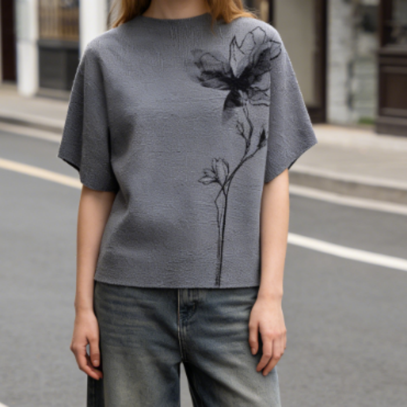 Oversized Plissee-Shirt mit Schmetterling-Grafik | Rundhalsausschnitt & Pflegeleicht | Casual-Style