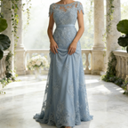 Elegantes Maxikleid in Staubblau mit Spitzen-Oberteil – Bodenlange Chiffon-Robe für festliche Anlässe