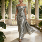 Exquisites Abendkleid in Silber-Metallic – Bodenlange Robe mit Eleganter Raffung & V-Ausschnitt – Hochwertige Abendmode