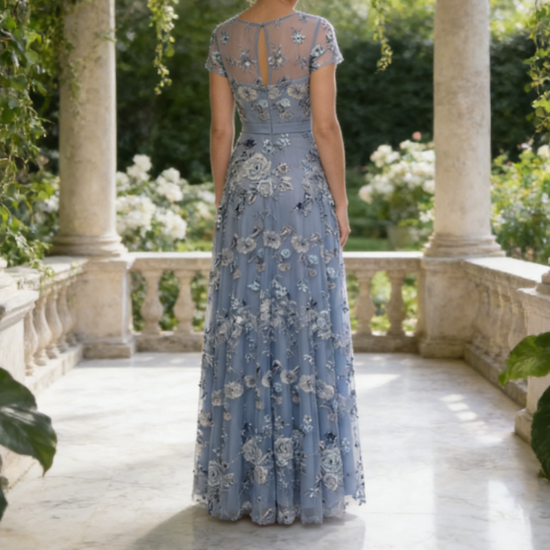 Elegantes Abendkleid in Hellblau mit Floralem Stickmuster – Bodenlange A-Linie Robe mit Pailletten Ärmeln