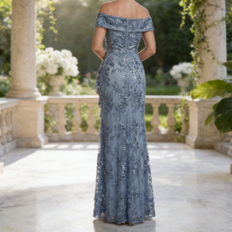 Elegantes Abendkleid mit Pailletten – Hellblau, Ein Schulterfrei & Bodenlang