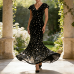 Elegantes Abendkleid aus Samt mit Pailletten – Schwarz, V-Ausschnitt & Flatterärmel
