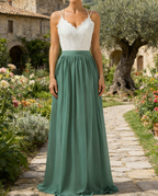 Elegantes Eukalyptus Boho-Maxikleid aus Chiffon – Rückenfreies Spitze