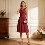 Elegantes Cocktailkleid Dunkelrosa mit Wasserfall-Ausschnitt und Cape-Rücken Midi