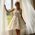 Ärmelloses Gala-Kleid mit Blumenstickerei – Tailliertes Partykleid mit ausgestelltem Rock