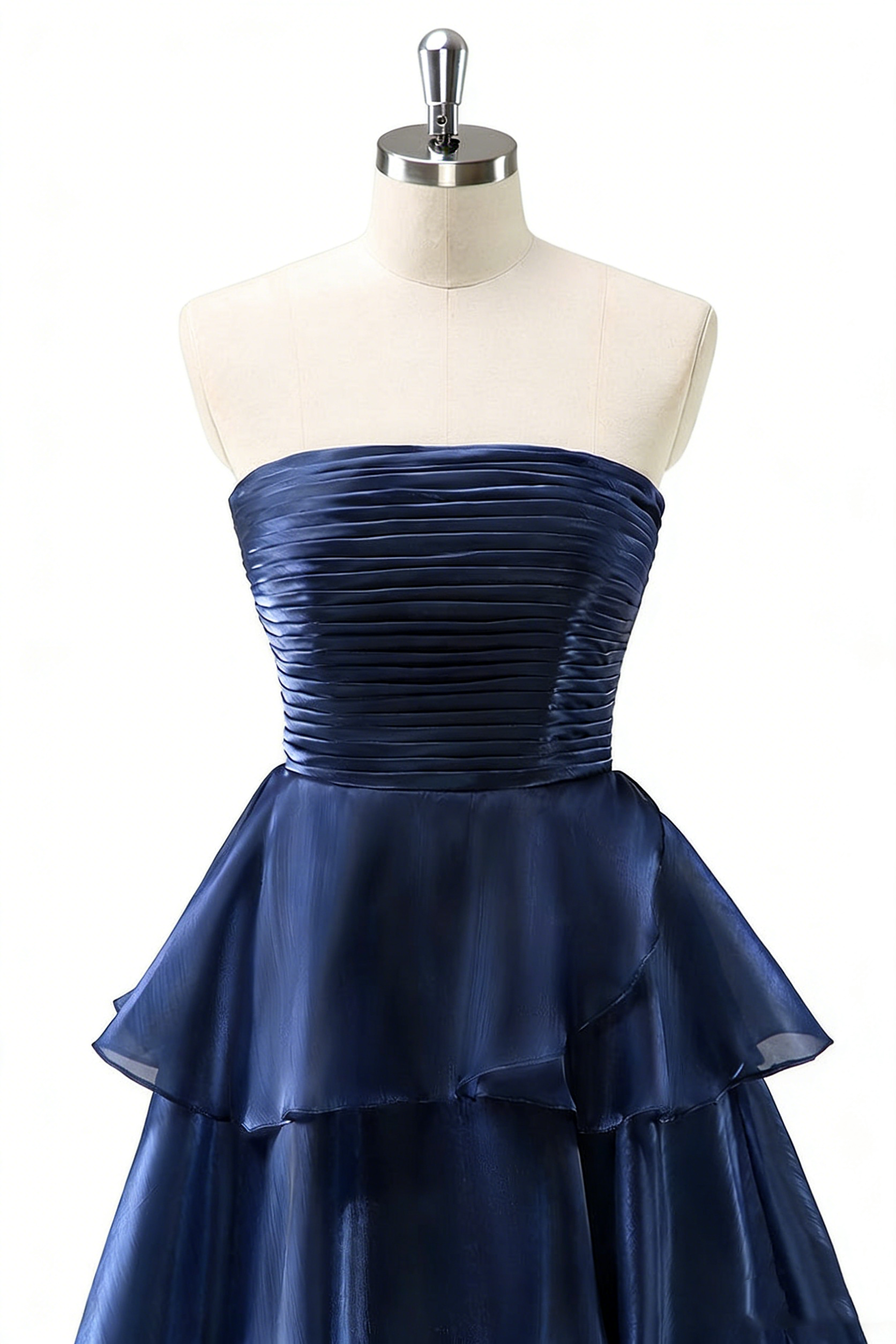 Elegantes dunkelblaues Satin-Maxikleid in A-Linie – Trägerloses gestuftes Brautjungfernkleid