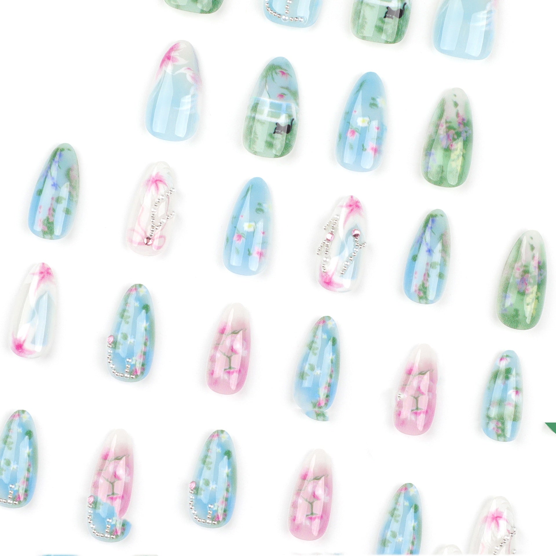 Almond Nägel in Mehrfarben mit Blumenmuster im Landhausstil