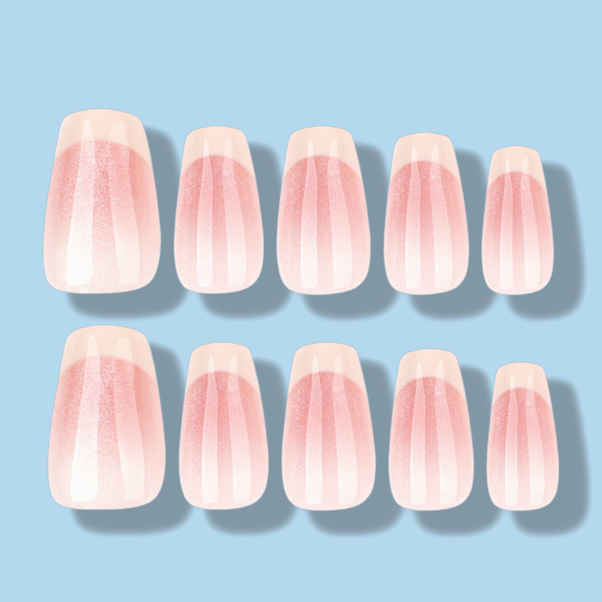 Coffin Nails mit French in Cremegelb mit Cat Eye Effekt und Blush Look