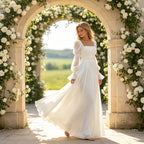 Elegantes Maxikleid in Elfenbein mit Karree-Ausschnitt, Ballonärmeln und Boho-Design