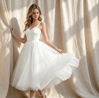 Elegantes Cocktailkleid in Weiß mit Herz-Ausschnitt, Satin-Mieder und Tüll-A-Linie