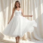 Elegantes Cocktailkleid in Weiß mit Herz-Ausschnitt, Satin-Mieder und Tüll-A-Linie