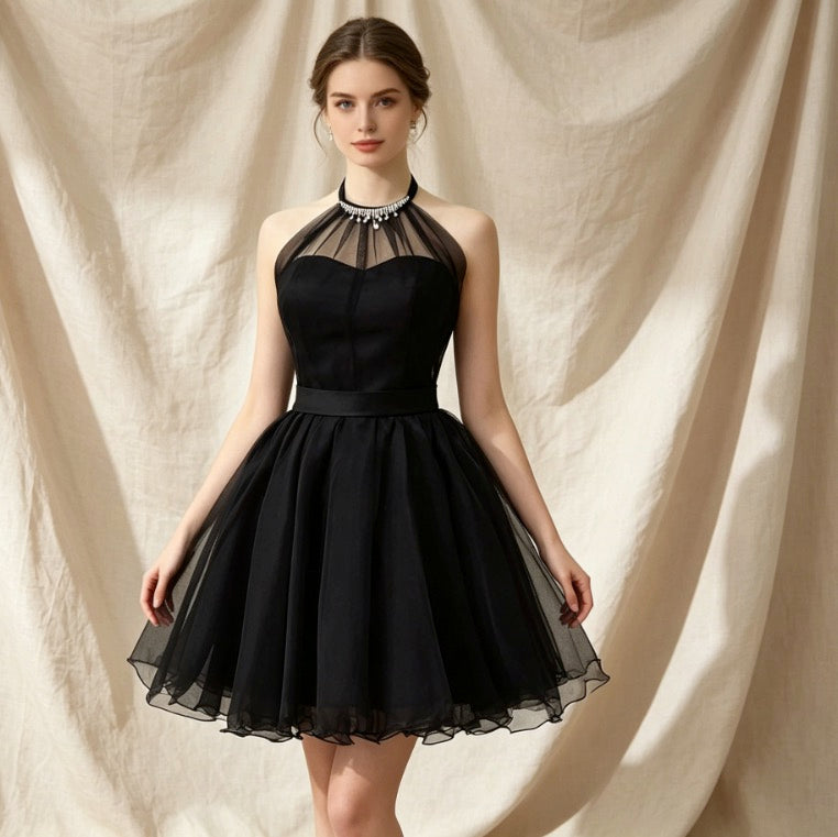 Festliches Cocktailkleid in Schwarz mit Neckholder, Glitzer-Dekor und weiter A-Linie