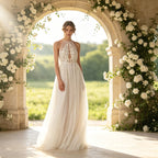 Elegantes Maxikleid in Elfenbein mit floraler Stickerei, Neckholder und A-Linie