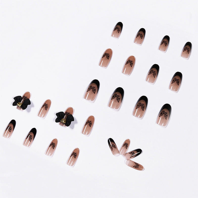 Almond Nägel in Dunklem Braun Transparent mit Barock Gothic Schleife