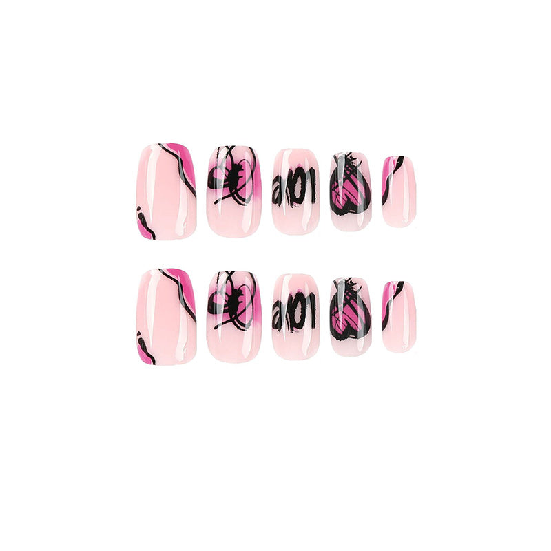 Almond Nägel in Lila mit Schrägem French, Schwarzen Linien und Ombre Effekt