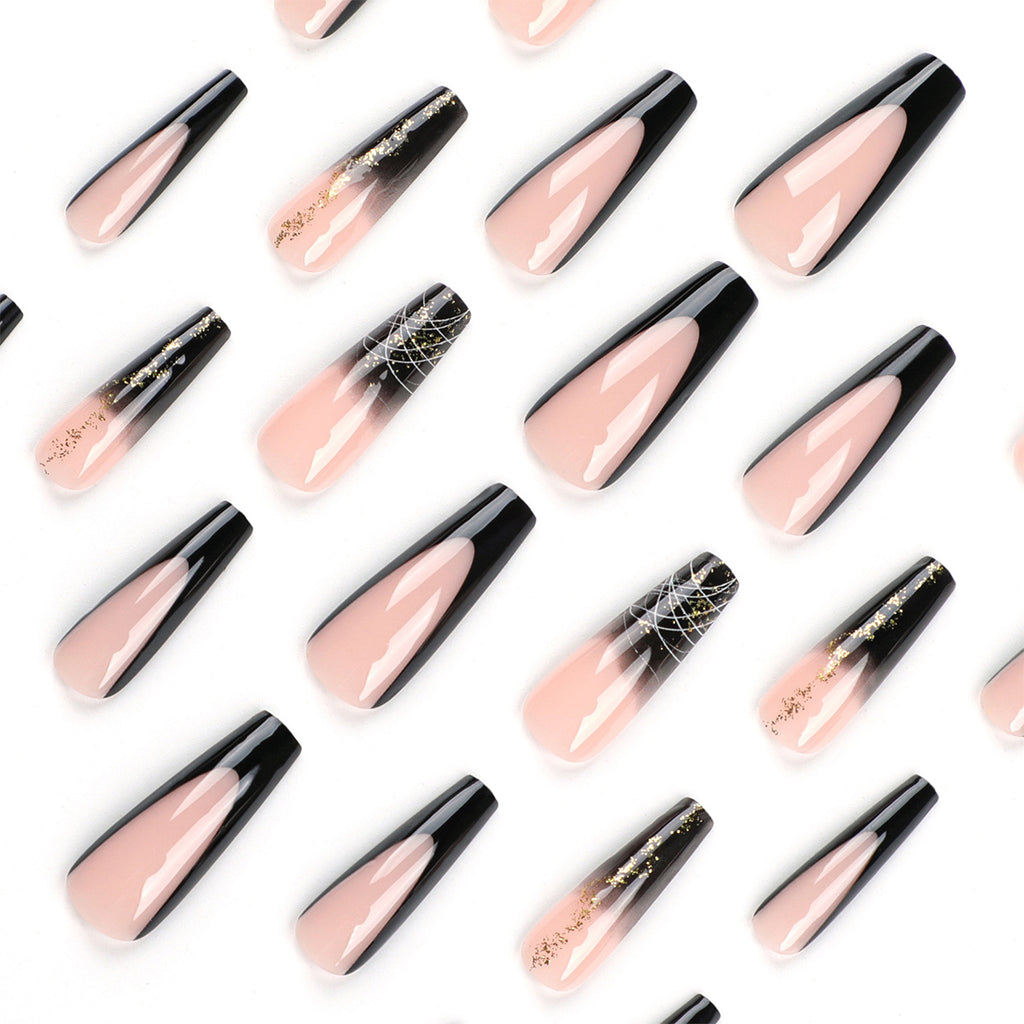 Ballerina Nägel in Nude mit Schwarzem French und Goldglitzer