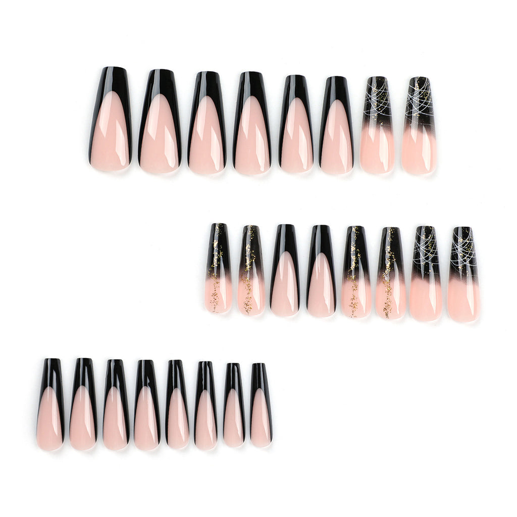 Ballerina Nägel in Nude mit Schwarzem French und Goldglitzer